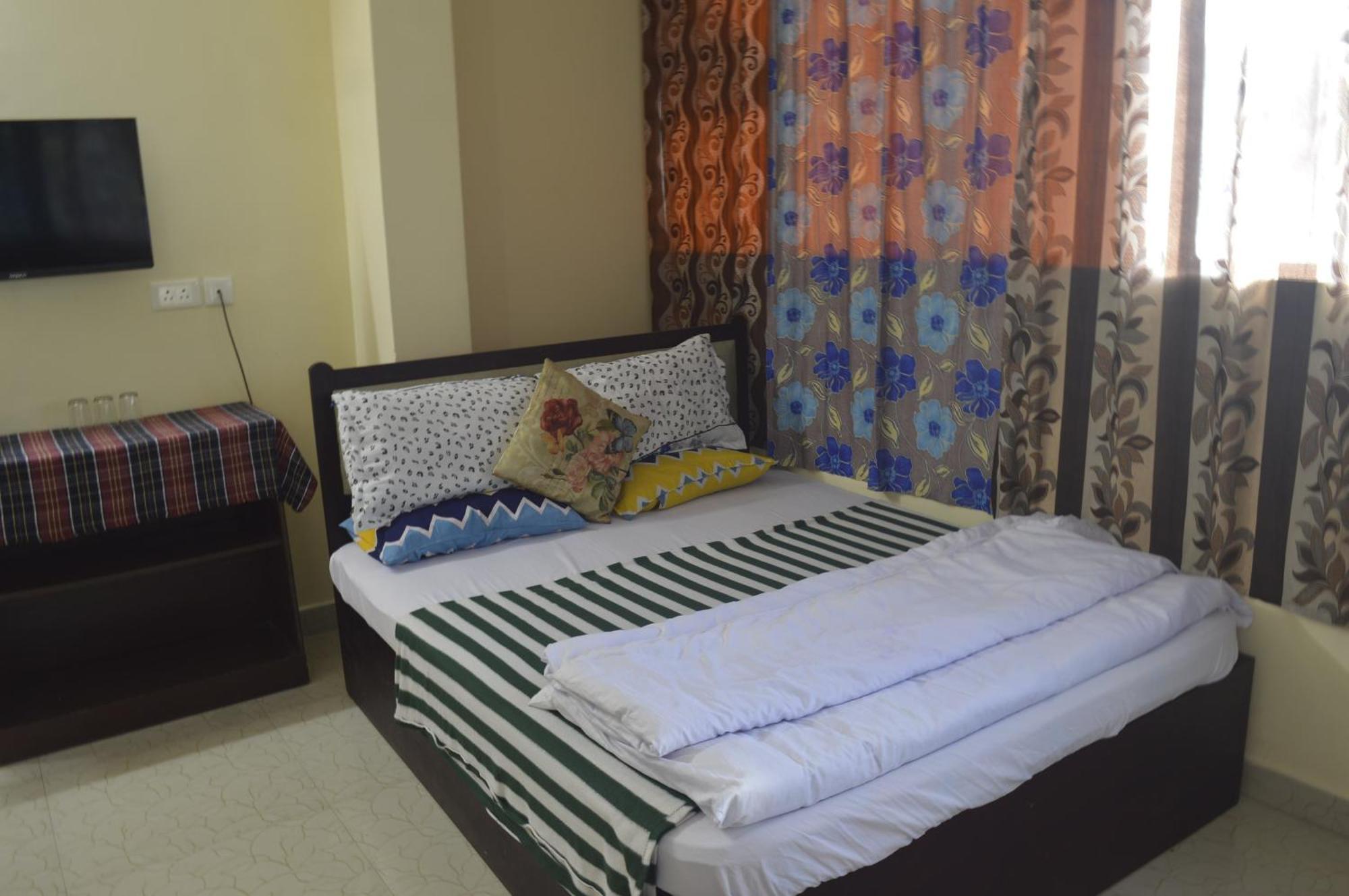 Green Castle Residency Nedumkandam Esterno foto